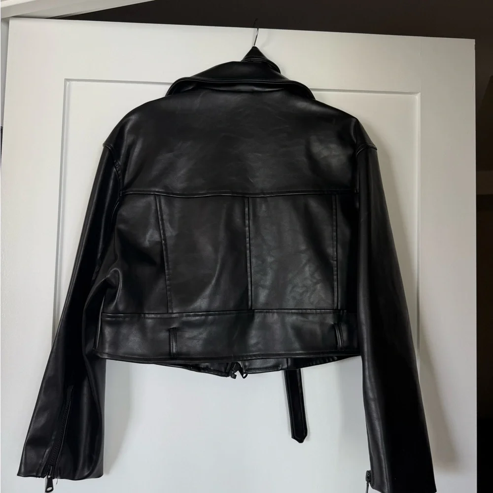 LIONESS - STATEN ISLAND JACKET IN BLACK - Picture 16 of 16